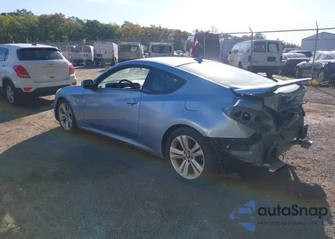 2010 Hyundai Genesis 2.0T z USA, uszkodzony, nr VIN KMHHT6KD5AU031571